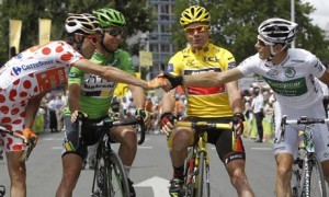 The gathering of the jerseys - Paris, Tour de France 2011. Photo:AP