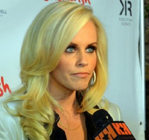 Jenny McCarthy had apparently enough of Hollywood (MingleMediaTVNetwork via Wikimedia)