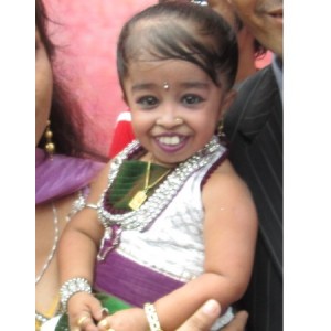 Jyoti Amge was crowned by Guiness Book as world's shortest living woman (By Paavans via Wikimedia)