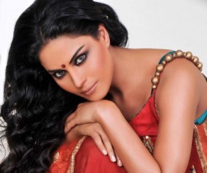 FHM star Veena Malik vanished while shooting for movie in Mumbai, India (Credit: freevisuals4u.com)
