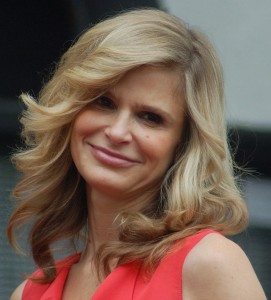 Kyra Sedgwick attended SAG 2012 dressed in red dress and featuring new tattoo (Angela George/Wikimedia)