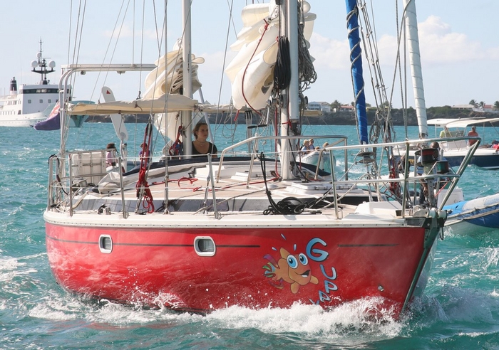 Laura Dekker and her sailboat Guppy seen again in Sint Maarten after 1 year