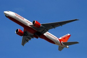 Air India B777 lands urgently in Bucharest (© allen watkin via Wikimedia)