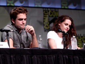 Robert Pattinson and Kristen Steward are about to split (By Gage Skidmore via Wikimedia)