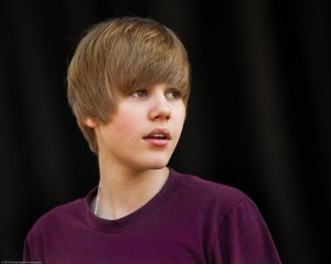 Justin Bieber broke up with Selena Gomez after 2-year-relationship (By Daniel Ogren via Wikimedia)