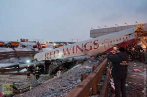 Wreckage: Red Wings jet breaks in three after crash landing. (Image from usolt.livejournal.com)