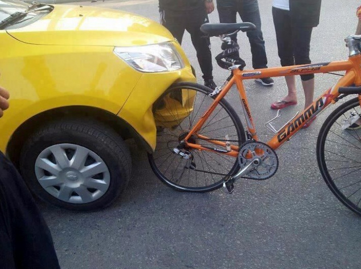 Car-Bike-Crash.jpg