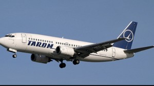 A TAROM plane was stricken by lightning upon landing in Istanbul. The incident did not cause victims.