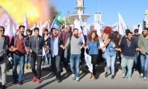 Moment when bomb goes off at Ankara peace rally (capture: youtube)