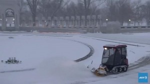 Eastern US troubled by heavy snow (capture: Youtube/AFP)