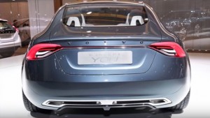Volvo S90, first car with standard semi-autonomous tech (pic: youtube)